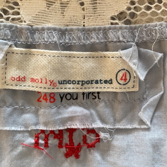 Beautiful Odd Molly Dress - Picture 8 of 10